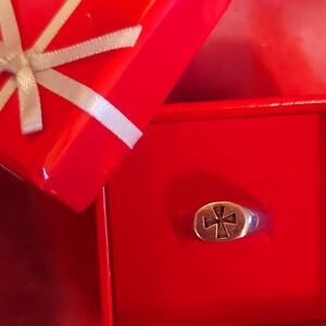 James avery petite cross ring retired